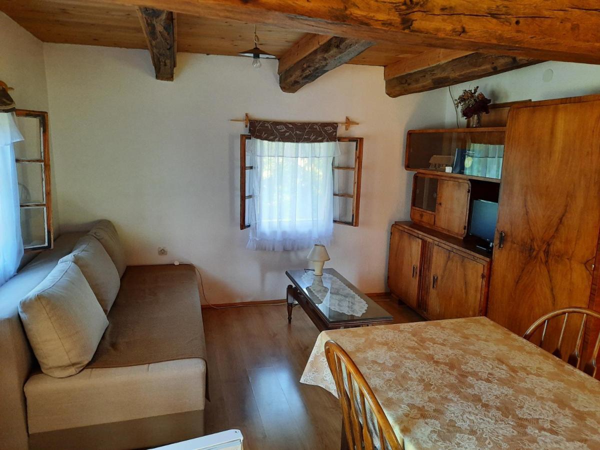 Rustic Home Mia Дуга Реса Екстериор снимка