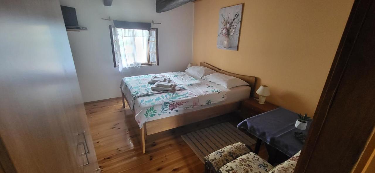 Rustic Home Mia Дуга Реса Екстериор снимка