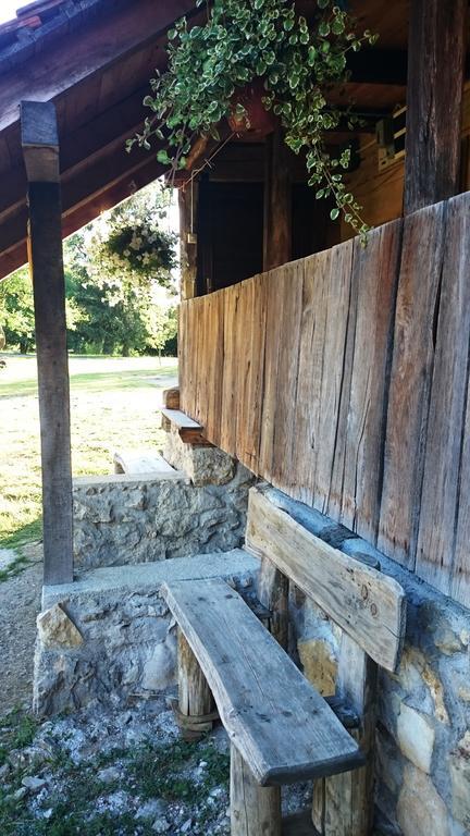Rustic Home Mia Дуга Реса Стая снимка