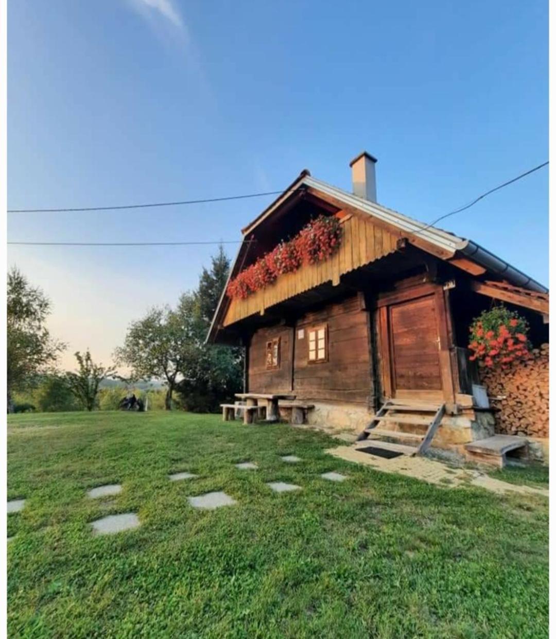 Rustic Home Mia Дуга Реса Екстериор снимка