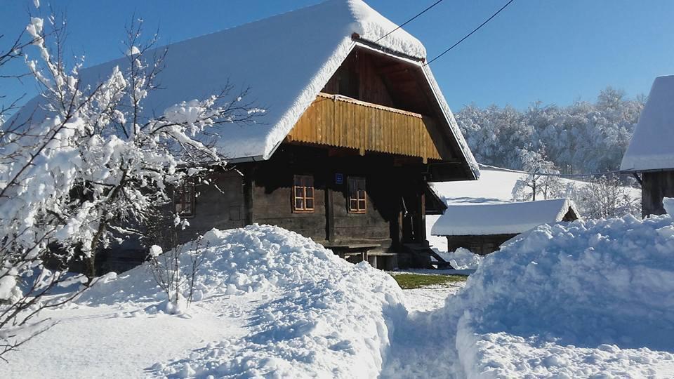 Rustic Home Mia Дуга Реса Екстериор снимка